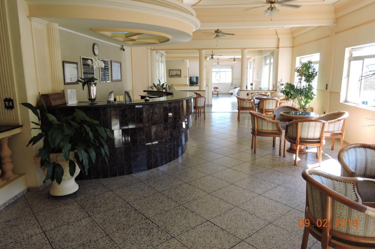 Plaza Hotel Мокока Экстерьер фото